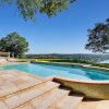 Отель The Arrive Harmony On Lake Austin 5 Bedroom Estate, фото 17