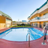 Отель Rodeway Inn & Suites South of Fiesta Park, фото 11