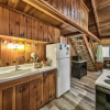 Отель Hank Monk Chalet by RedAwning, фото 8