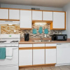 Отель Sunset Foothills 2BR/1BA Condo; Mins to UofA,Hiking,&Food, фото 9