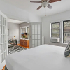 Отель Chicago Lifestyle 3BR Apt in Lake View, фото 4