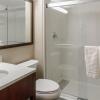 Отель Comfort Inn & Suites, фото 7