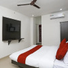 Отель OYO 10718 White Oak Hotel, фото 3
