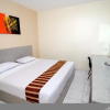 Отель Avi Hotel Surabaya, фото 4