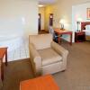 Отель Holiday Inn Express Hotel & Suites Muncie, an IHG Hotel, фото 4