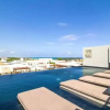 Отель It Residence, Top Location, Luxury 2 Br, Two Roof Pools & Beach Club Included!, фото 17