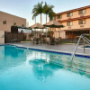 Отель Best Western Los Alamitos Inn & Suites, фото 17