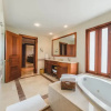 Отель Homely Golden Bear Lodge w Balcony Pool and Private Parking lot Ad21, фото 18
