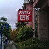 Отель Downey Inn Luxury Suites в Доуни