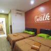 Отель OYO 3283 Bwalk Hotel, фото 4