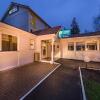 Отель Comfort Hotel Champigny Sur Marne в Шампиньи-Сюр-Марне