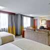 Отель Doubletree by Hilton Hotel Kamloops, фото 4