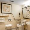 Отель Quality Inn Quesnel, фото 17