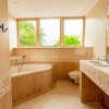 Отель Beautiful American Style Villa With Heated Pool and Jacuzzi, фото 10
