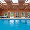 Отель Cinco Chimineas - Indoor Pool, Walk to Canyon Rd, Authentic Historic Santa Fe, фото 17