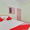 Отель OYO Flagship 46695 Red Tomato Palace Spot On, фото 9