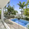 Отель First Class Luxurious Apartment On Noosa River Unit 1 Wai Cocos 215 Gympie Terrace, фото 10