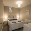 Отель Sea Legs - 2 Bedroom Apartment - Windsor House - Tenby, фото 2