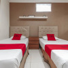 Отель RedDoorz at Karet Setiabudi, фото 7