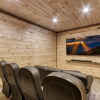 Отель Ern840 - Splashin' Chalet - Brand New Cabin With Indoor Pool! Great Location! 6 Bedroom Cabin by Red, фото 21