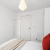 Отель 6 Sarah House by Truestays - 2 Bedroom Apartment - FREE Wifi & Parking, фото 6