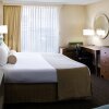 Отель DoubleTree by Hilton Hotel Jacksonville Riverfront, фото 41