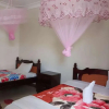 Отель Famko Annex 4 bed House With Large Garden & Shed, фото 10