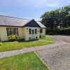 Отель Cosy Quiet Cottage in Cornwall Close to the Coast, фото 1