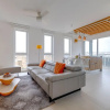 Отель Stunning Apartment in a Central Location With Views, фото 2