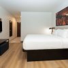 Отель La Quinta Inn & Suites By Wyndham Galt, фото 18