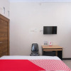 Отель OYO 1226 Al Abror Homestay, фото 10