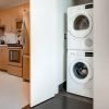 Отель Bluebird Suites in Jersey City, фото 4
