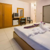 Отель Guesthouse Belvedere - Room for 2 Near Patong Beach, Wifi and Ac, фото 2