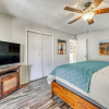 Отель Cozy Ruidoso Condo w/ Deck ~ 2 Mi to Cedar Creek!, фото 5