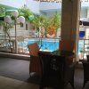 Отель Sun Beach Hotel в Котону