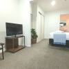 Отель City Living - Wifi- Netflix - Laundry, фото 7
