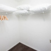 Отель Applewood Suites - 2 BDRM King & Spadina, фото 9