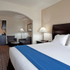 Отель Holiday Inn Express & Suites Hope Mills-Fayetteville Arpt, an IHG Hotel, фото 4