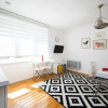 Отель Cozy 1bdr Apartment in Center, фото 10