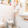 Отель Homey Apartment 2 Bedroom in Town, фото 11