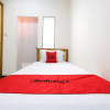 Отель RedDoorz Plus near Simpang Lima, фото 13