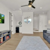 Отель Stunning Lake Home W/pool-beach-gym-boat Access, фото 1