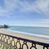 Отель Bright Spacious Apartment In Tenby Looking Out Onto Castle Beach, фото 12