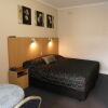 Отель Albury Clifton Motel в Элбери