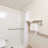 Отель Reston Inn & Suites, фото 8
