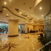 Отель Donghua Hotel, фото 2
