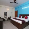 Отель OYO 10662 Hotel Town Noida, фото 7