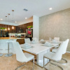 Отель Spacious & Modern 8 Bedroom 5 Bathroom Villa 508m, фото 11