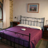 Отель Pretty Holiday Home in Gaiole in Chianti With Pool and Garden, фото 4