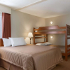 Отель Travelodge by Wyndham Langley, фото 7